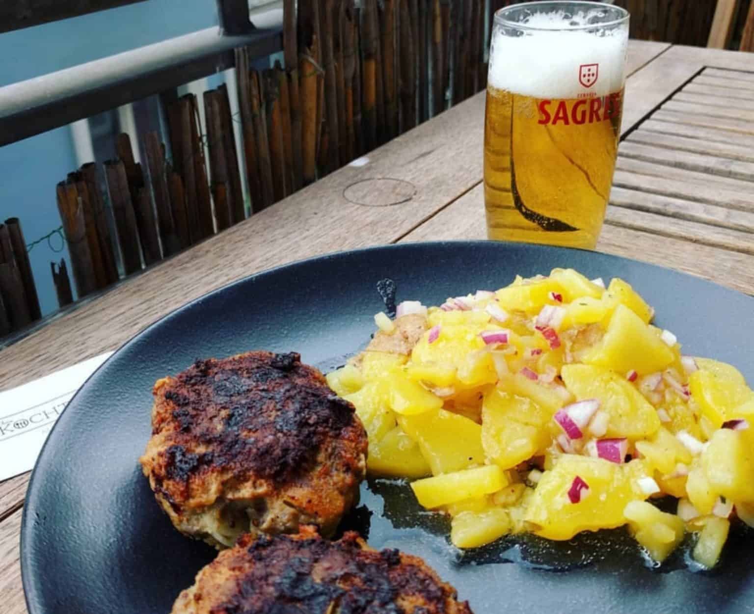 Mamas Fleischküchle mit schwäbischem Kartoffelsalat | Chris&amp;#39; Kochtüte ...