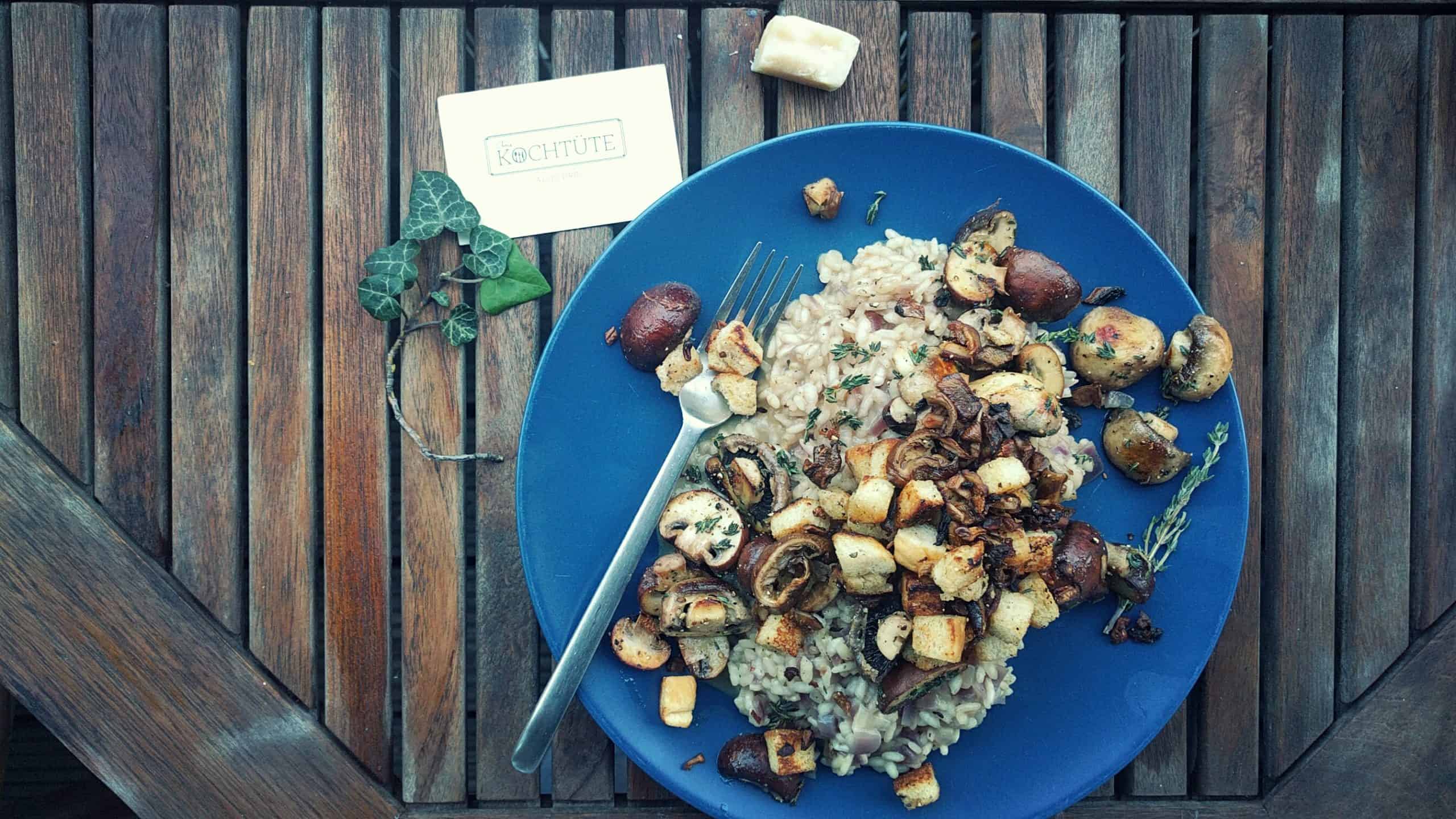 Steinpilz-Risotto mit frischen Champignons und Knuspercroutons | Chris ...