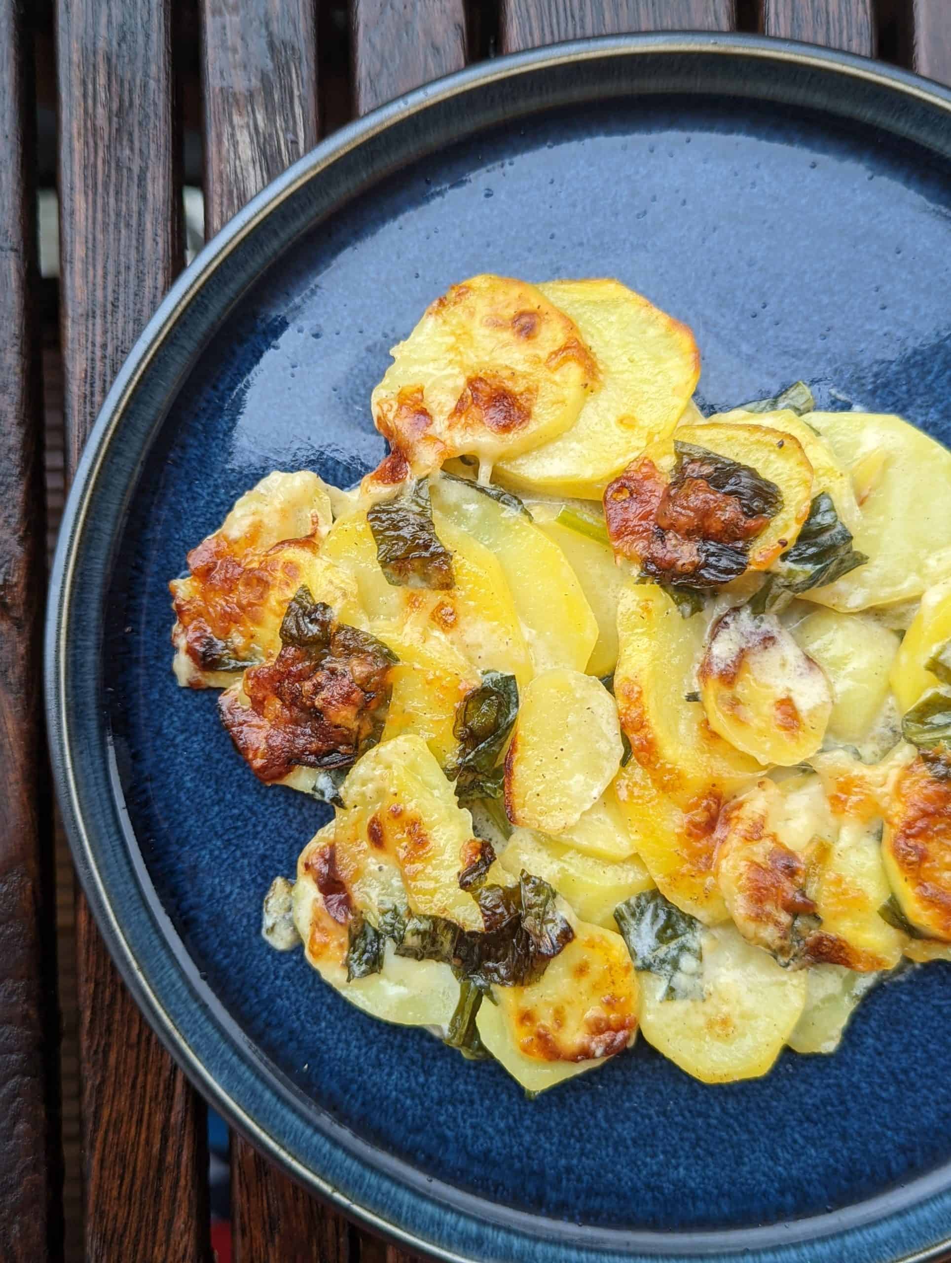 Frühlings-Gratin mit Bärlauch, Kartoffeln und Gruyere-Käse | Chris ...